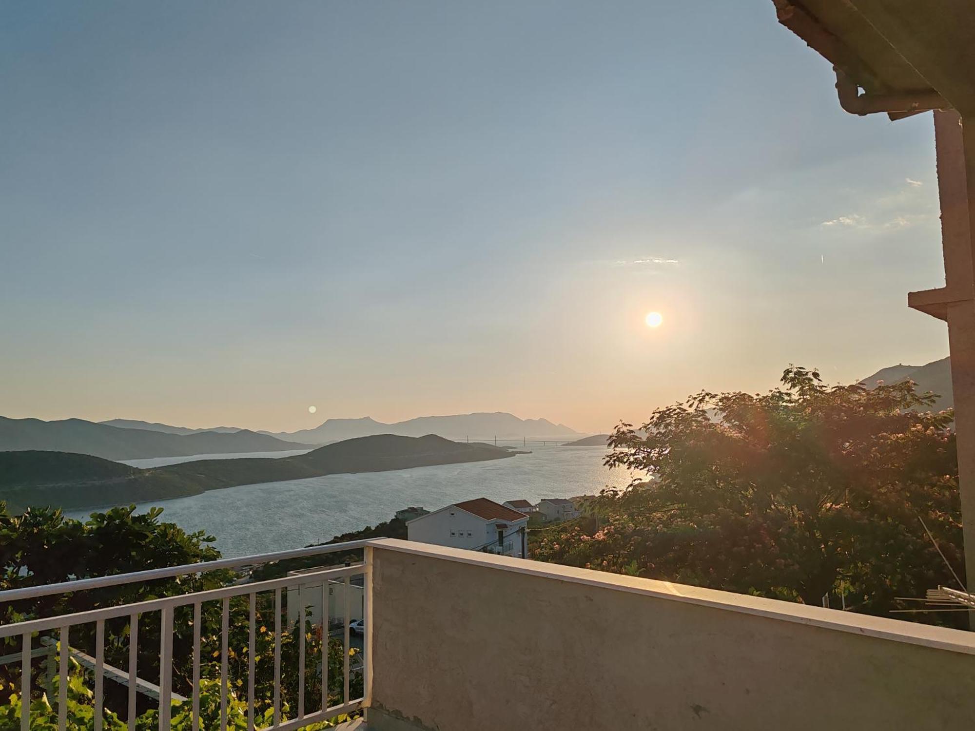 Apartman Iva เนอุม ภายนอก รูปภาพ